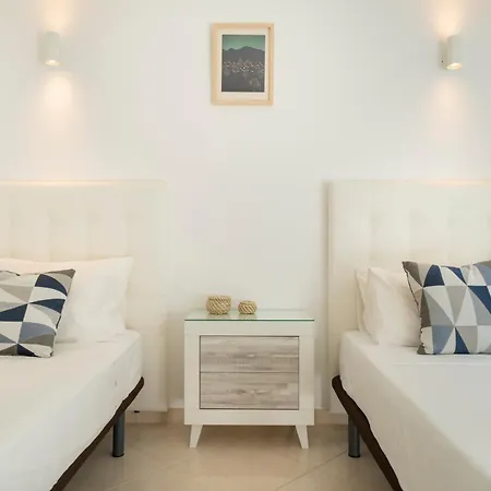 Splendor, Piscina, Junto A La Playa, Terraza Privada Con Vistas Al Mar Y Preciosos Atardecer